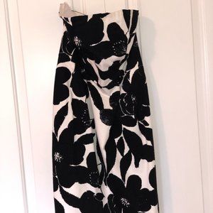Black and White Flower Strapless Dress - Express